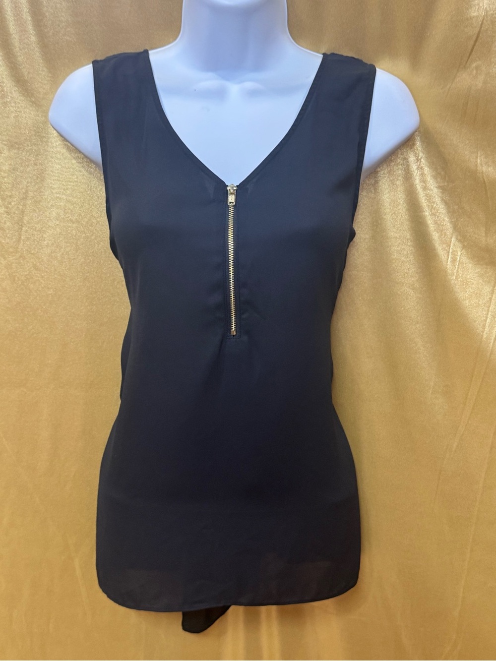 Bold Elements Black Zip V-Neck Sleeveless Blouse Size Small